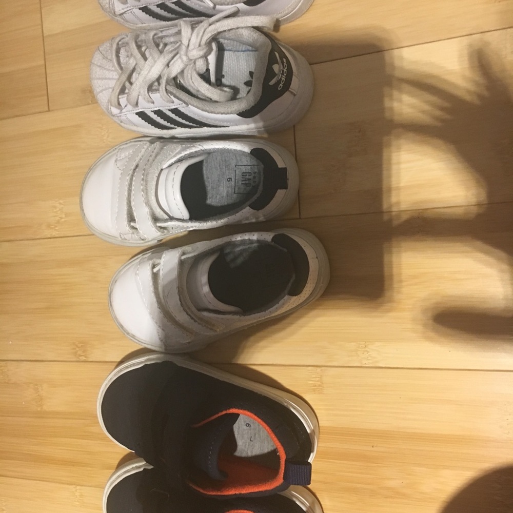Toddler boy sneakers size 6